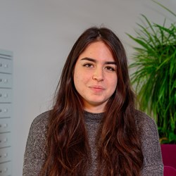 Porträttbild av Maria Rincón.